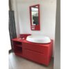 Composizione bagno console lavabo con specchio e cassettiera laccata rossa